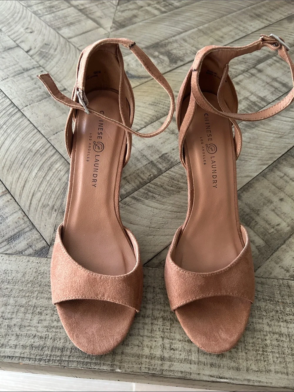 Chinese Laundry brown Tan Suede Block Heel Sandals